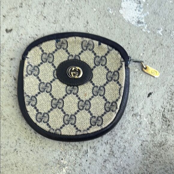 Vintage Gucci, micro GG coin purse - Picture 1 of 4